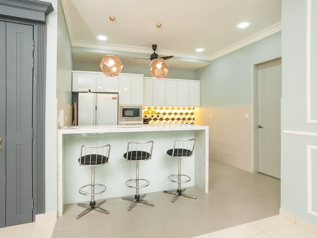 Breakfast bar with pendant lighting